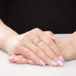 Pierścionek złoty pr.333 z cyrkoniami r16