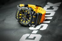 Zegarek Casio GA-900A-1A9ER G-Shock